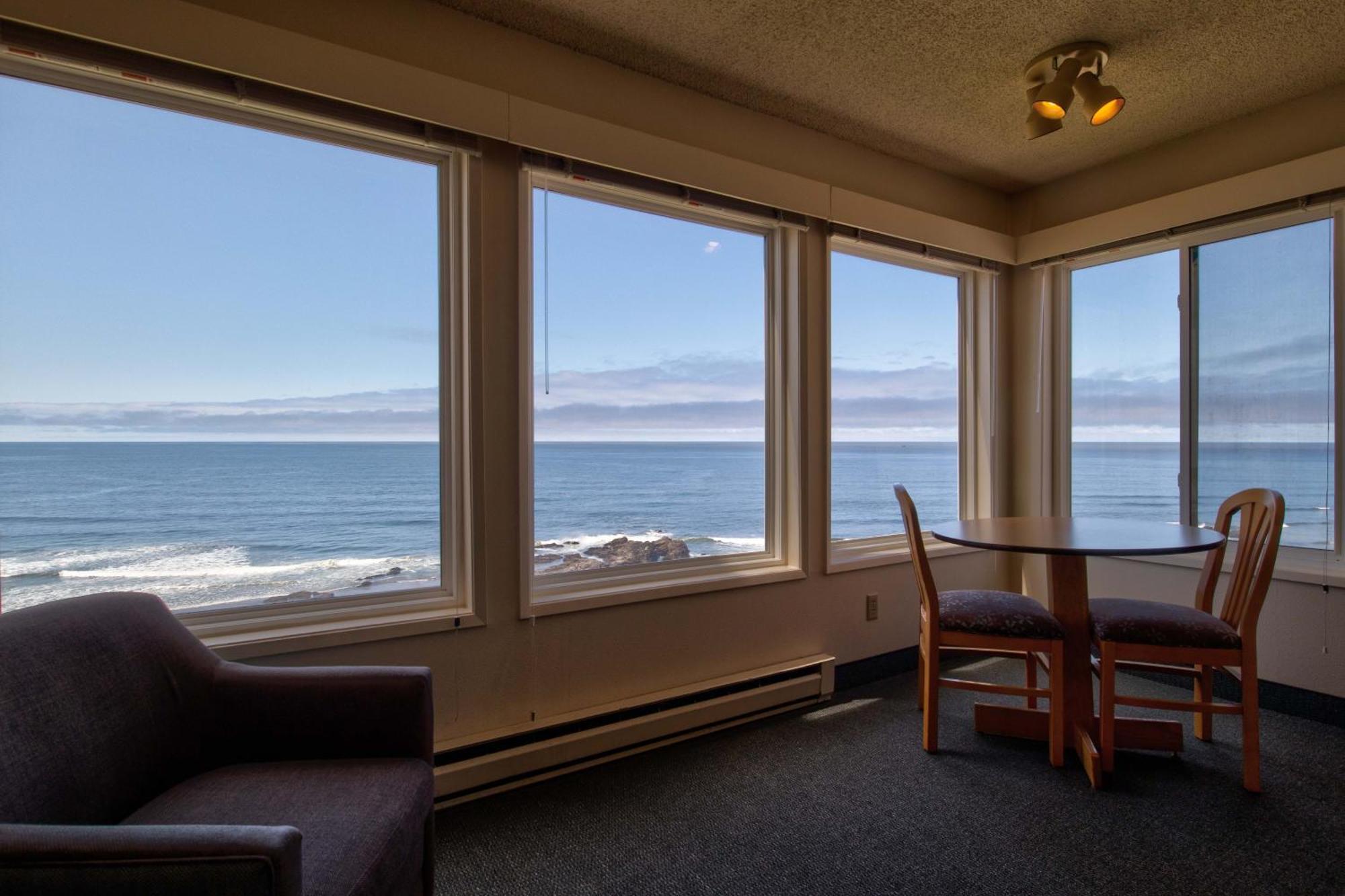 Ester Lee Oceanview Inn Lincoln City Exterior photo
