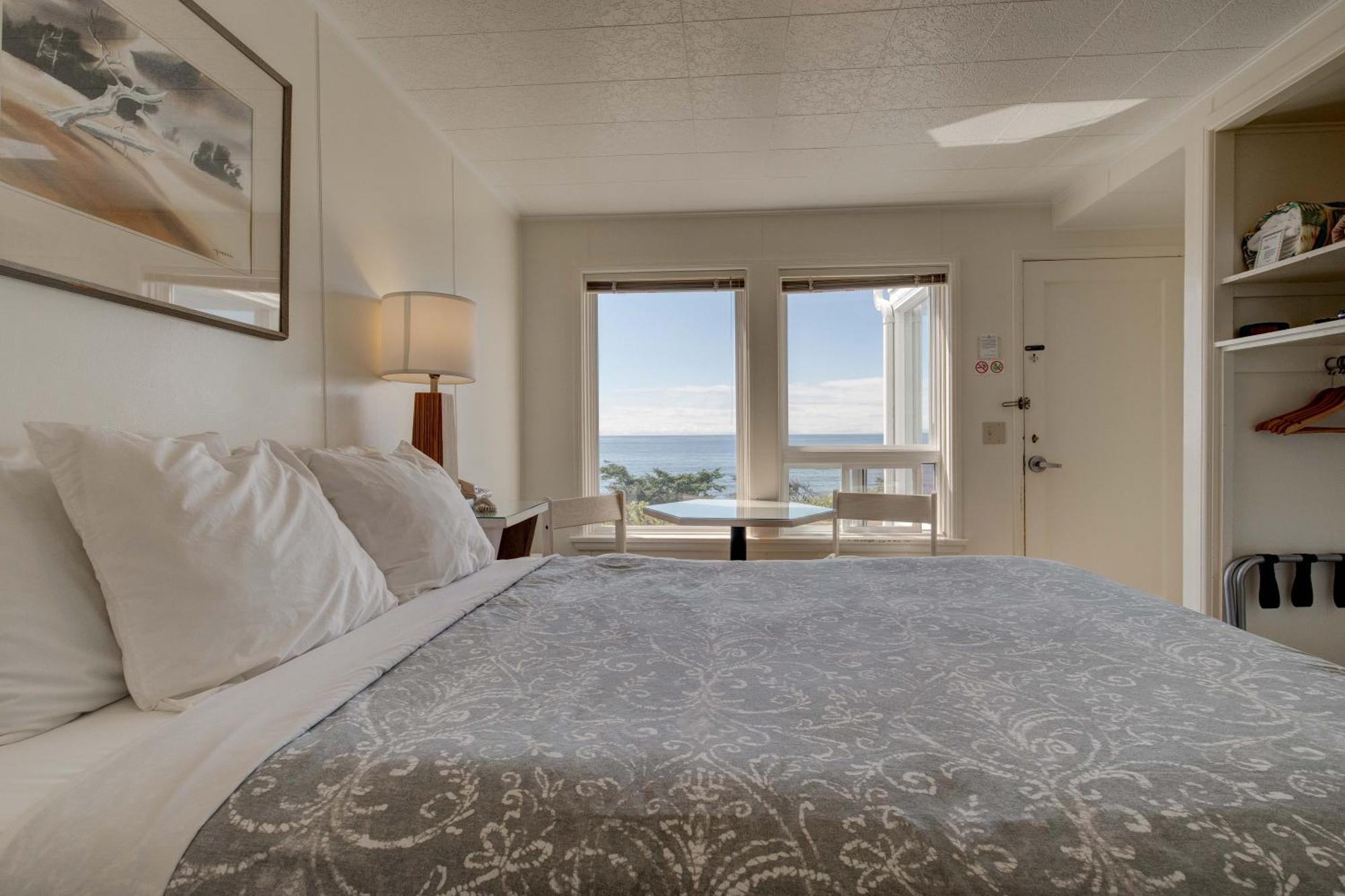 Ester Lee Oceanview Inn Lincoln City Exterior photo