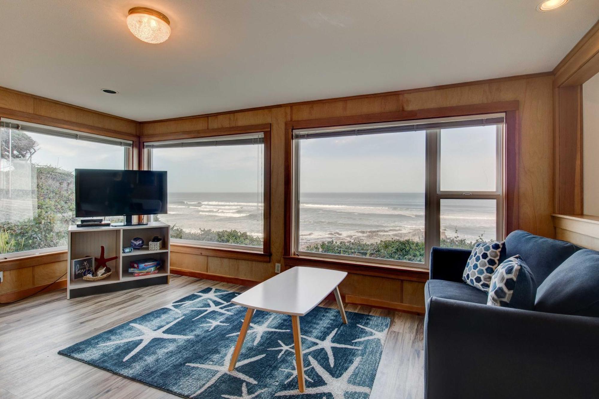 Ester Lee Oceanview Inn Lincoln City Exterior photo