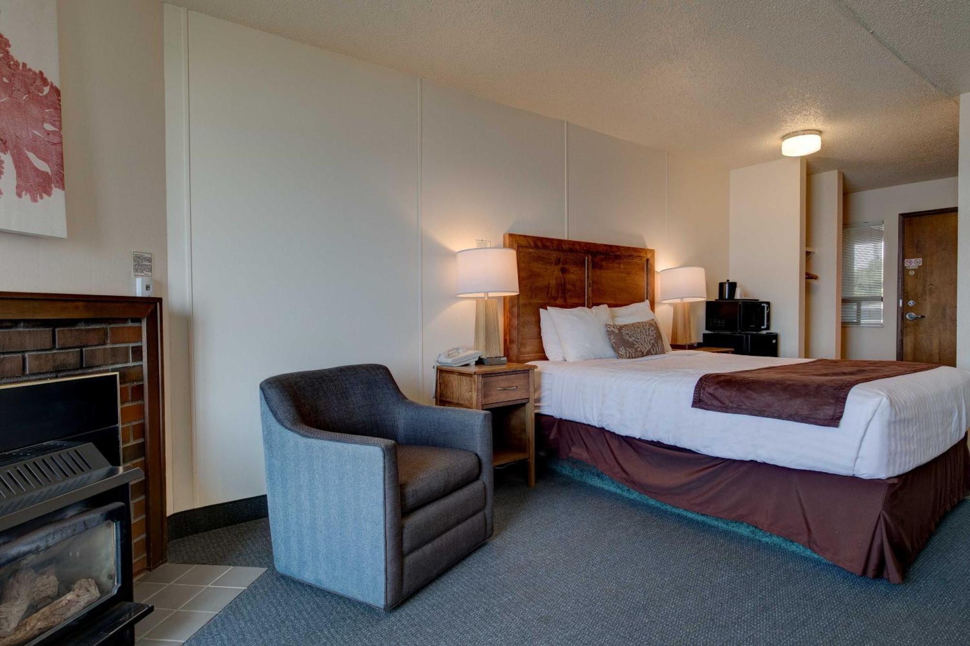 Ester Lee Oceanview Inn Lincoln City Room photo